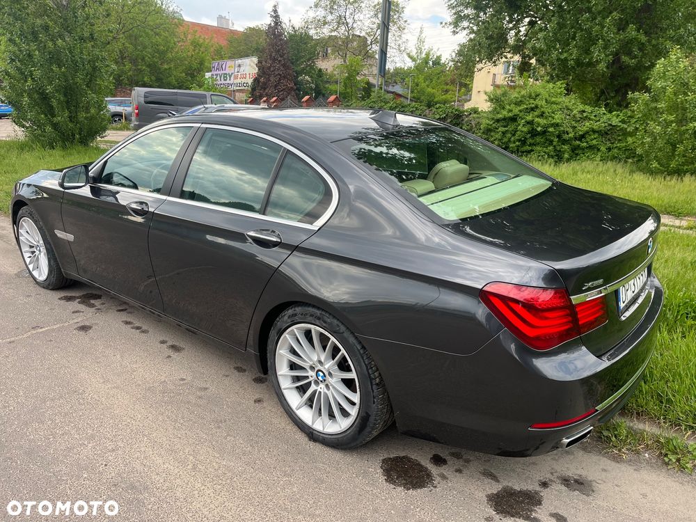 BMW Seria 7 750d xDrive - 5