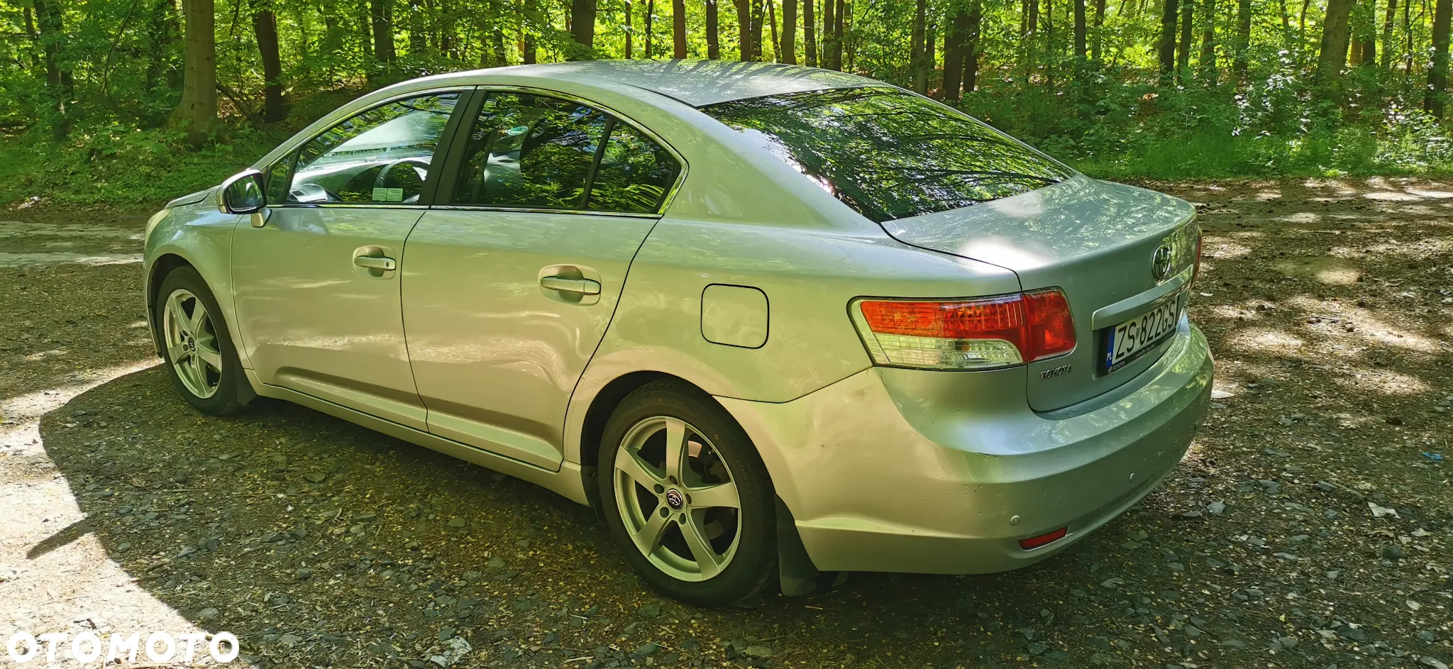 Toyota Avensis 1.8 Sol plus - 4