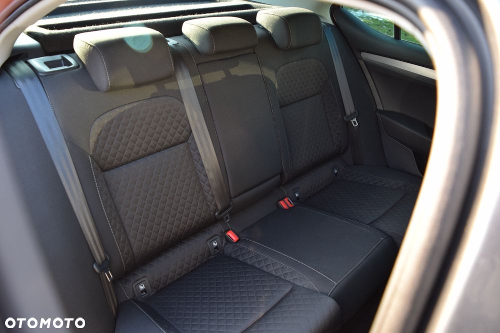 Skoda Superb 1.5 TSI Sportline DSG - 22