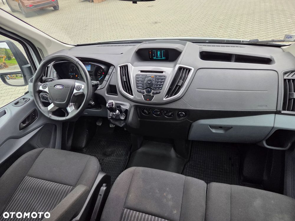 Ford Transit - 16