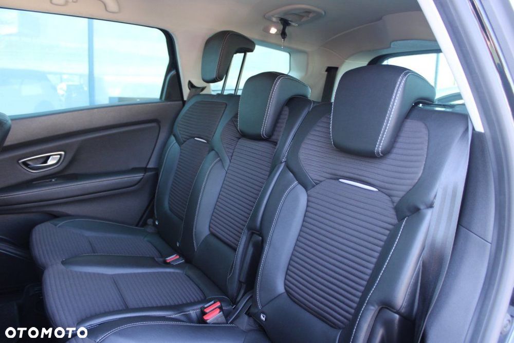 Renault Grand Scenic - 23