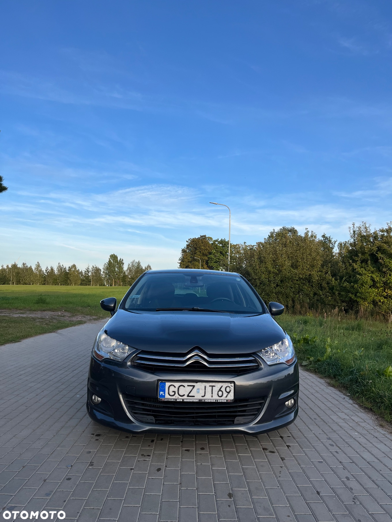Citroën C4 1.6 HDi Attraction - 4