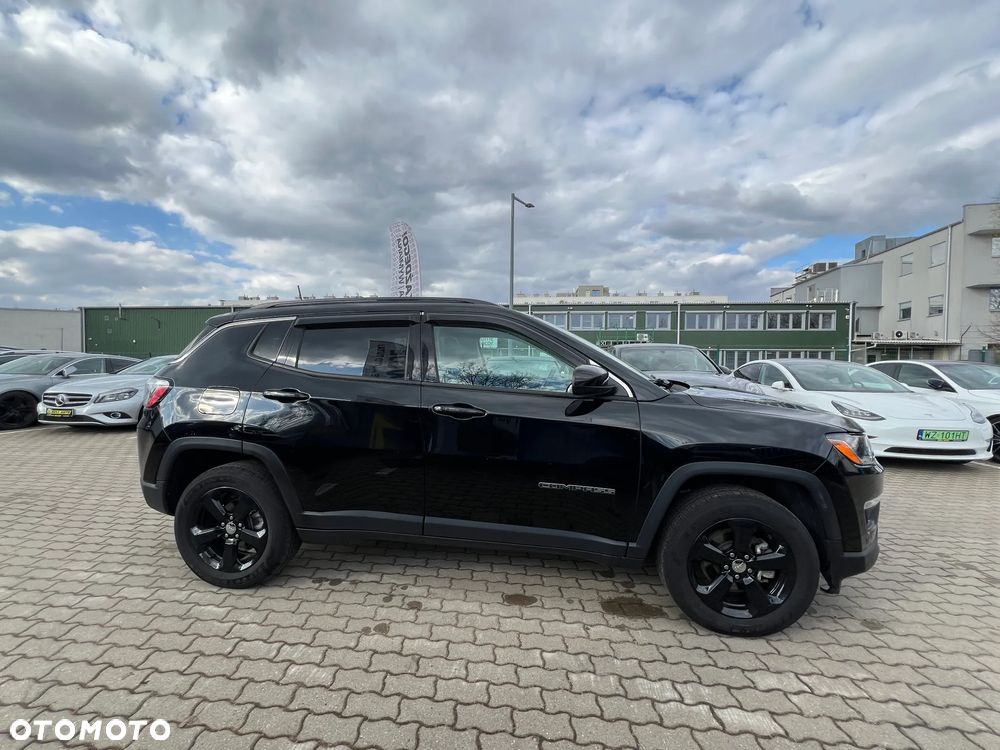 Jeep Compass - 10