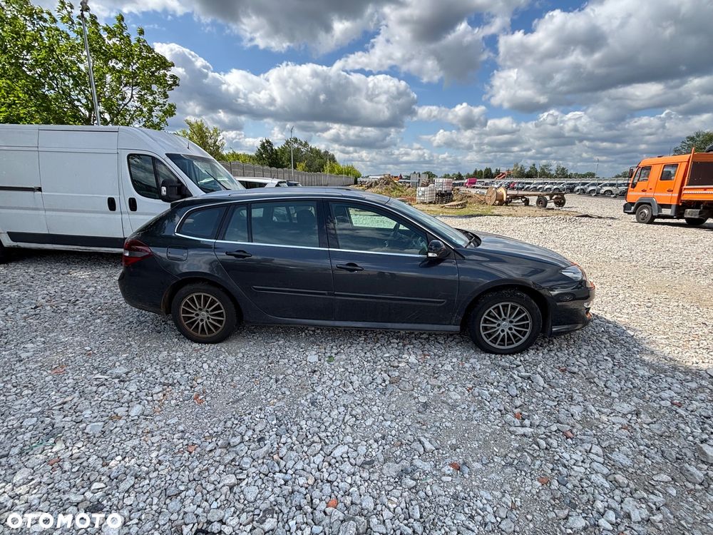 Renault Laguna 2.0 dCi Tech Run - 9