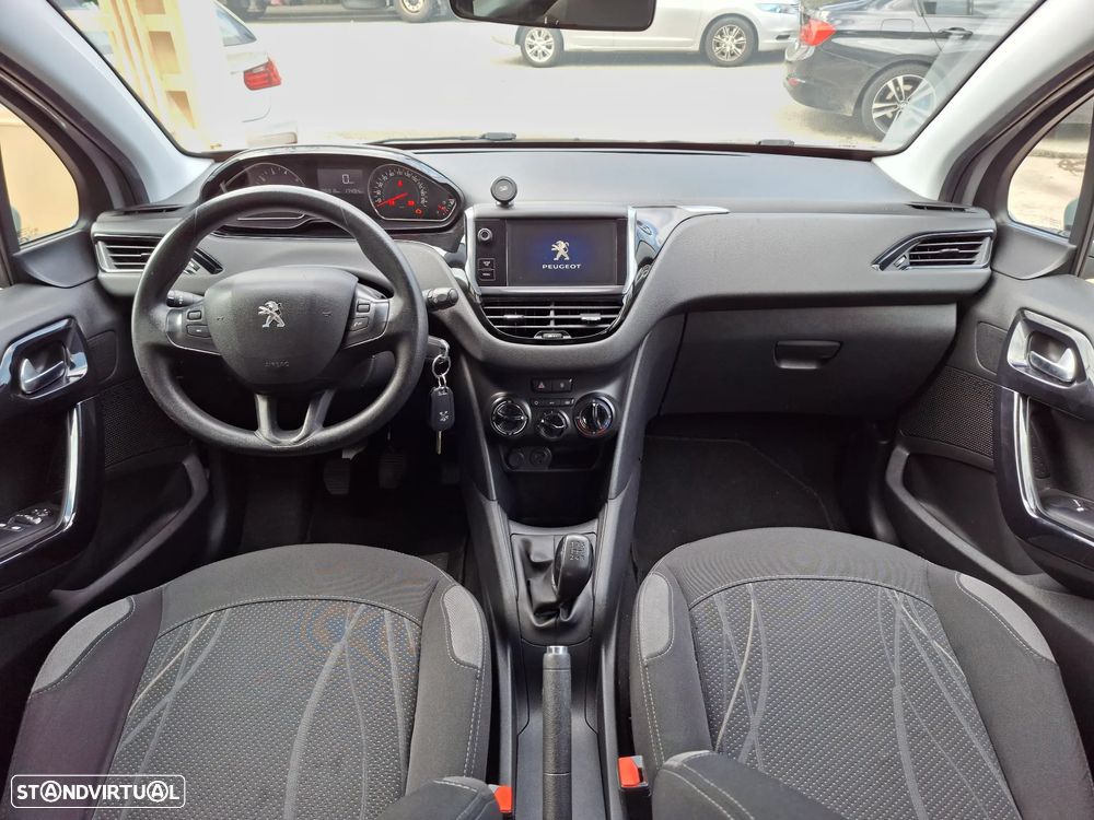 Peugeot 208 82 VTI Style - 24
