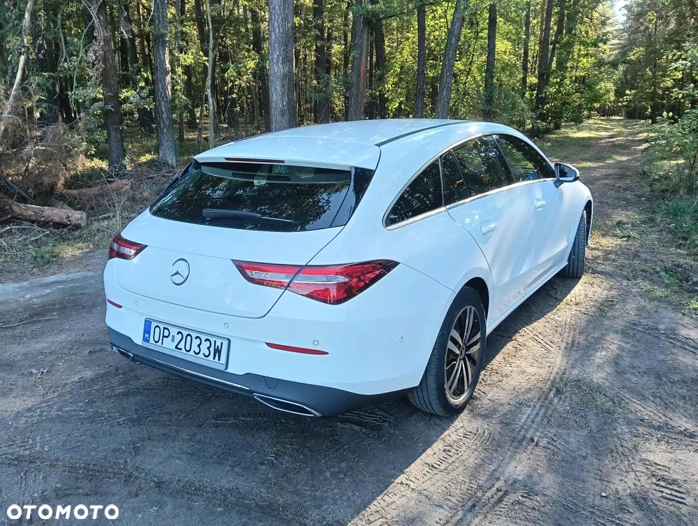 Mercedes-Benz CLA 200 d Shooting Brake 8G-DCT - 13