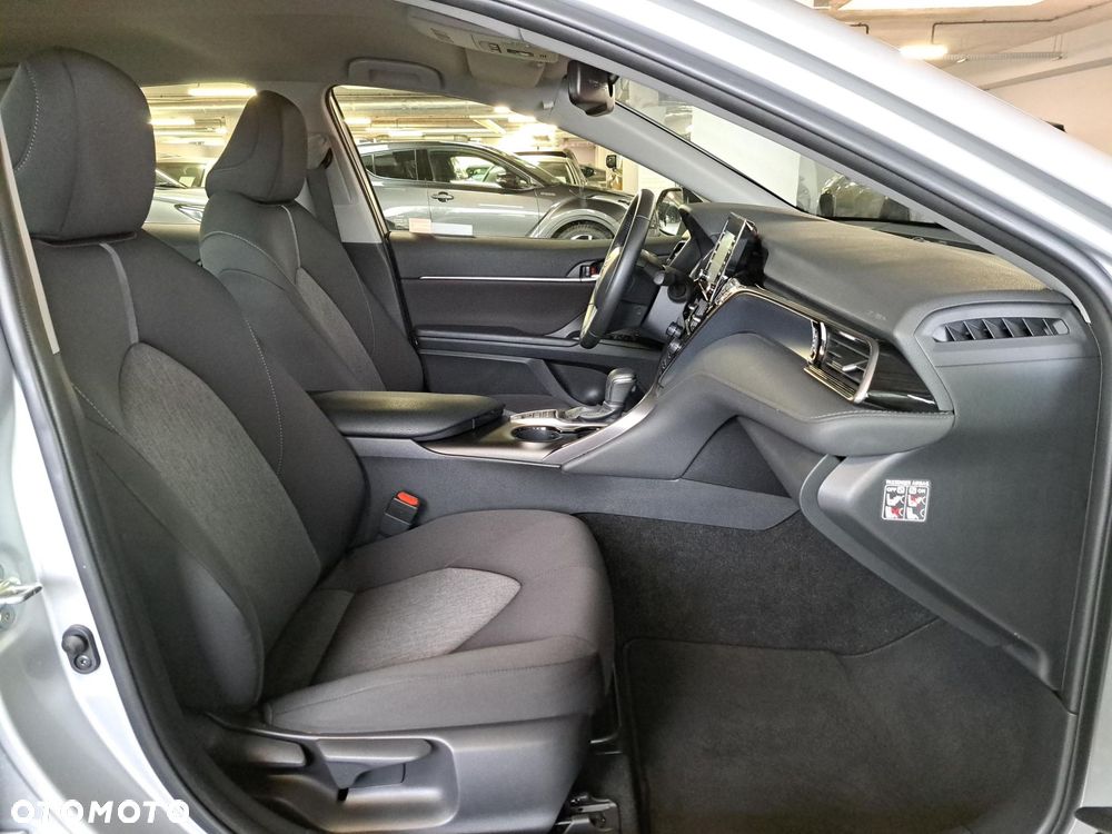 Toyota Camry 2.5 Hybrid Comfort CVT - 15