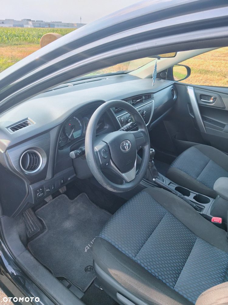 Toyota Auris 1.33 VVT-i Active - 14