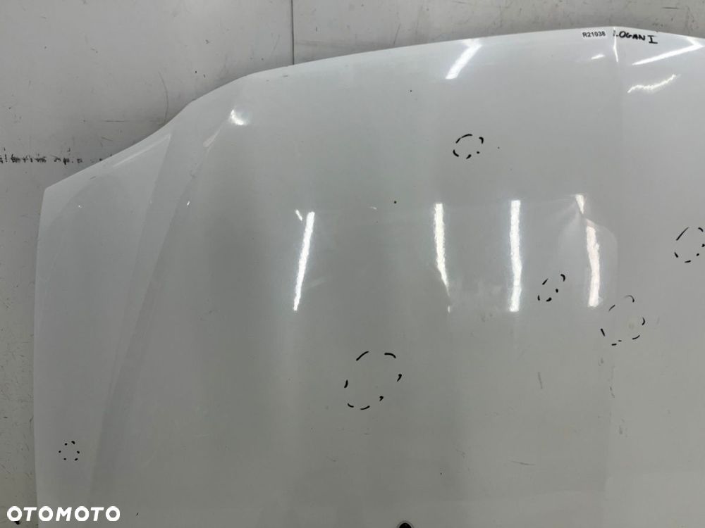 Maska Dacia Logan MCV 1 I 06-13r. pokrywa silnika OV369 - 2