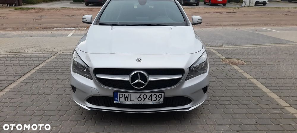 Mercedes-Benz CLA Shooting Brake 180 d - 6