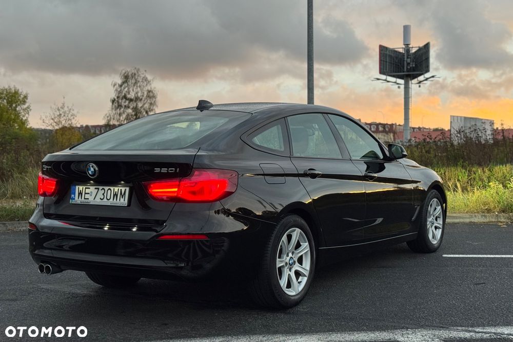 BMW 3GT 320i Advantage - 19
