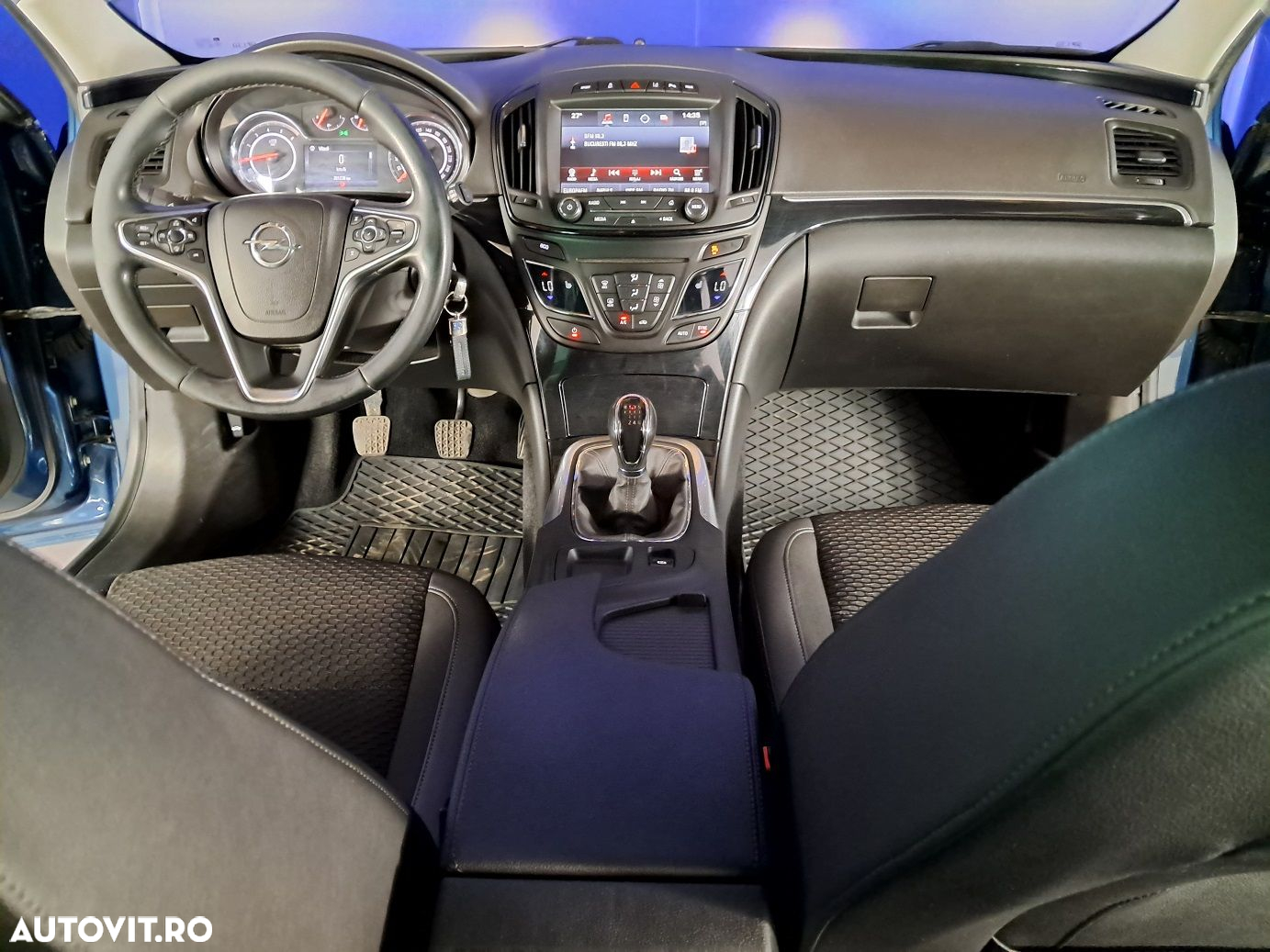 Opel Insignia - 14