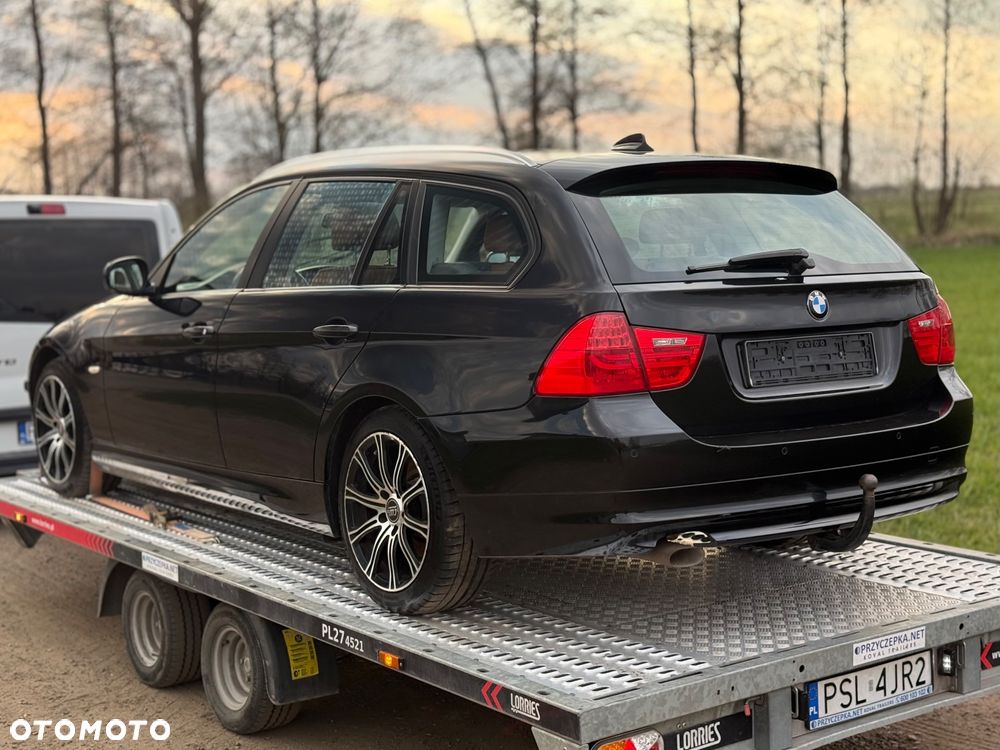 BMW Seria 3 318d DPF - 16