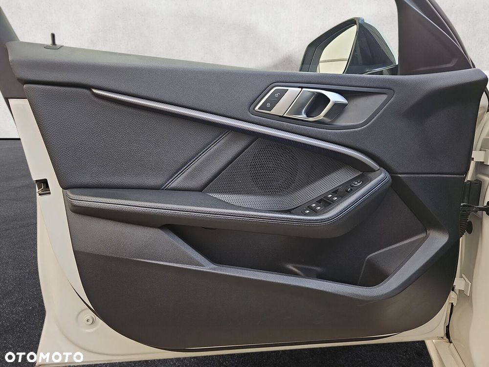 BMW Seria 1 116i M Sport - 26