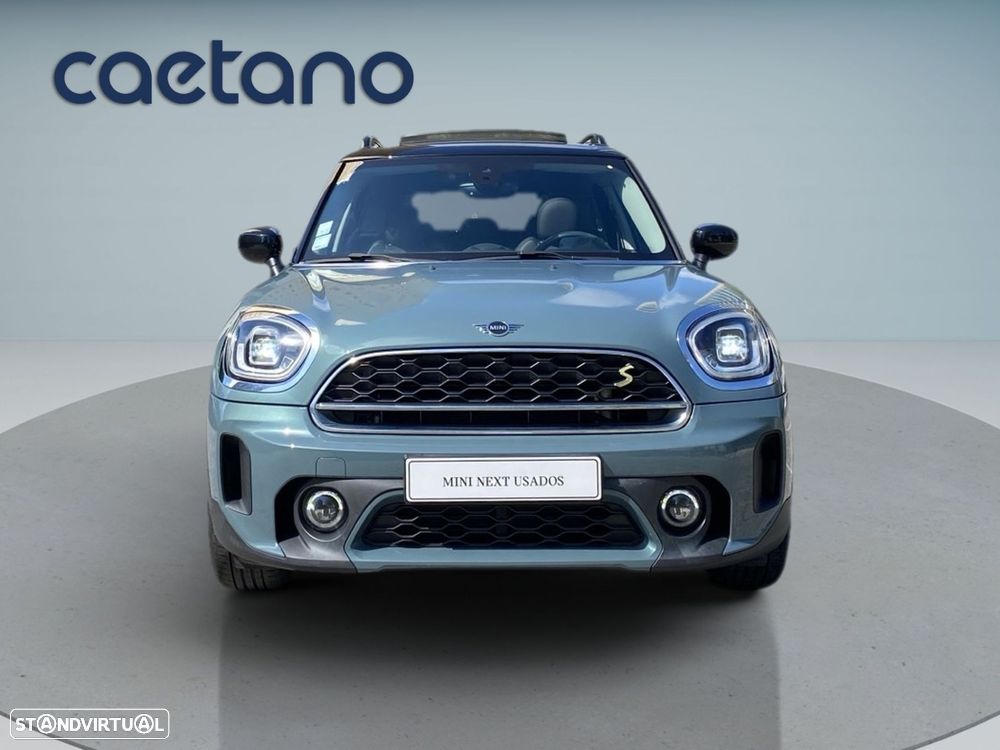 MINI Countryman Cooper SE Premium Classic Auto - 24