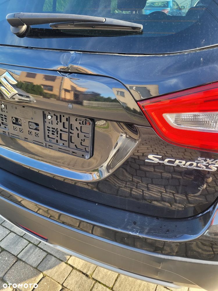 Suzuki SX4 S-Cross 1.4 T Premium - 9