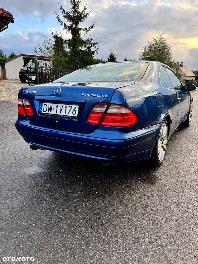 Mercedes-Benz CLK 200 Kompressor - 2