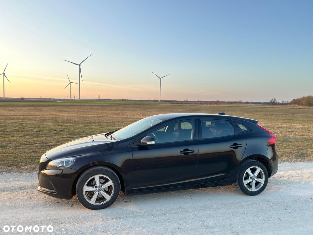 Volvo V40 - 15
