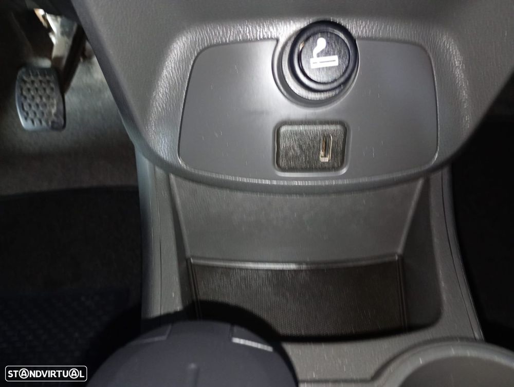Chevrolet Spark 1.0 L Bi-Fuel - 16