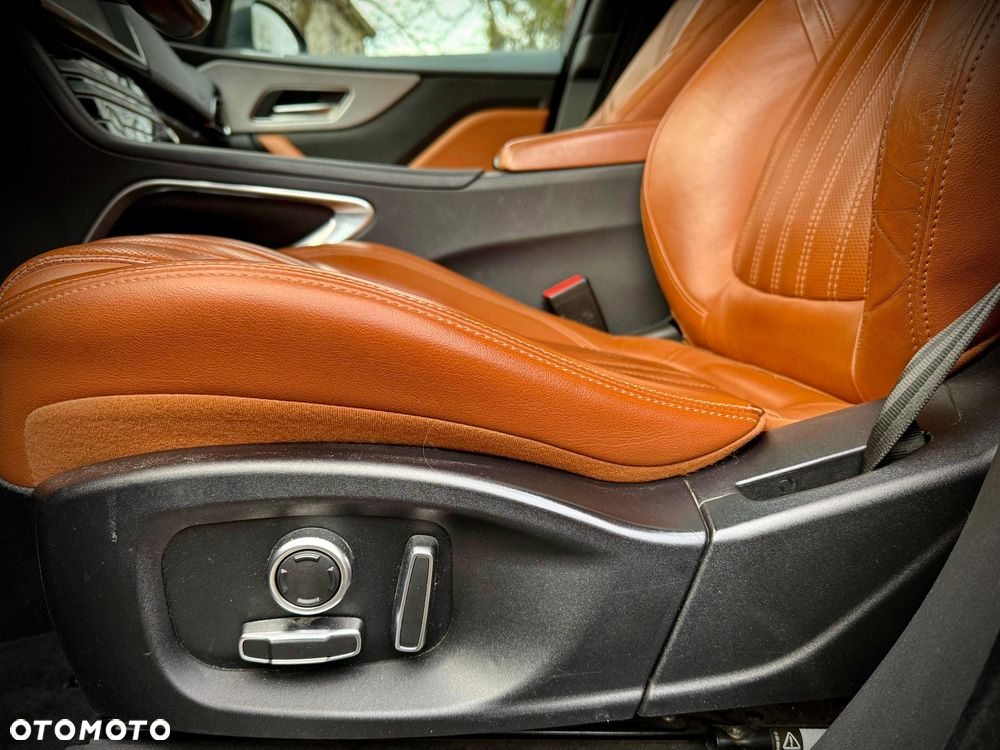 Jaguar F-Pace 2.0 i4D AWD Portfolio - 17