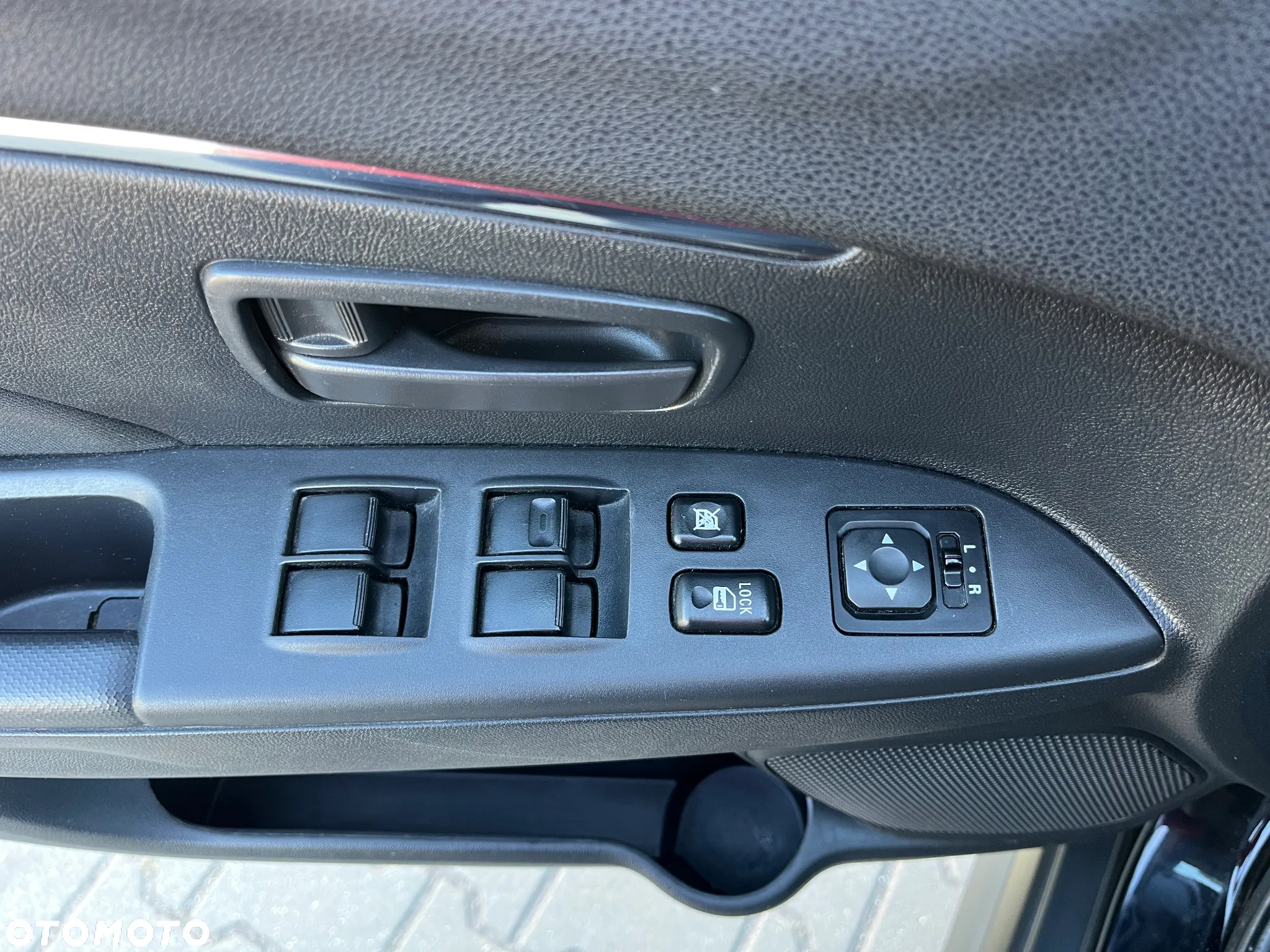 Mitsubishi ASX 1.6 Active - 17