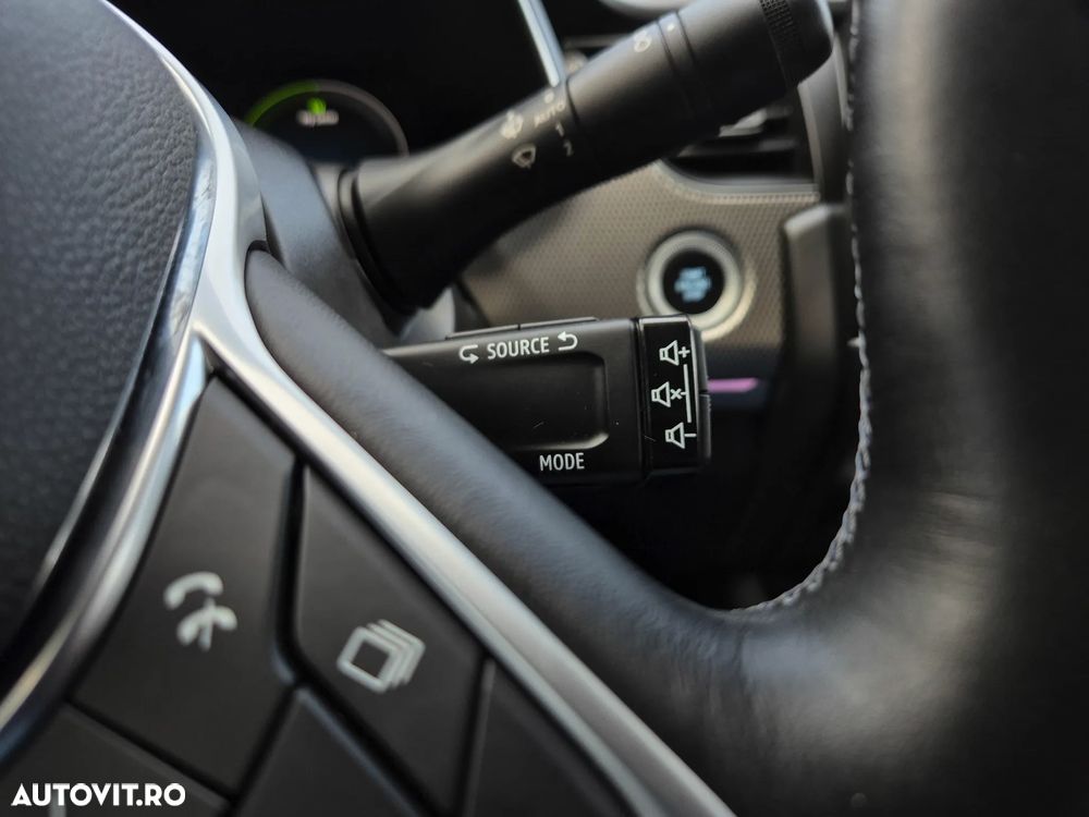 Renault Arkana E-TECH 145 Evolution - 20