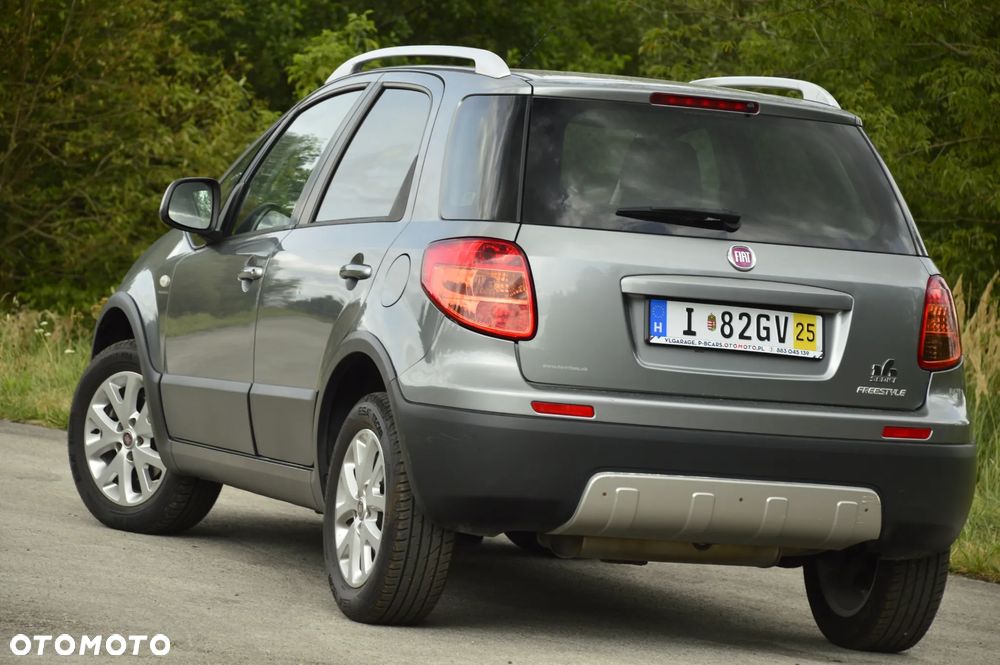 Fiat Sedici 1.6 16V 4x4 Lounge - 11