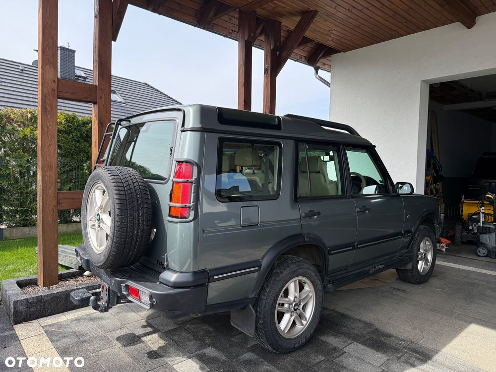 Land Rover Discovery - 3