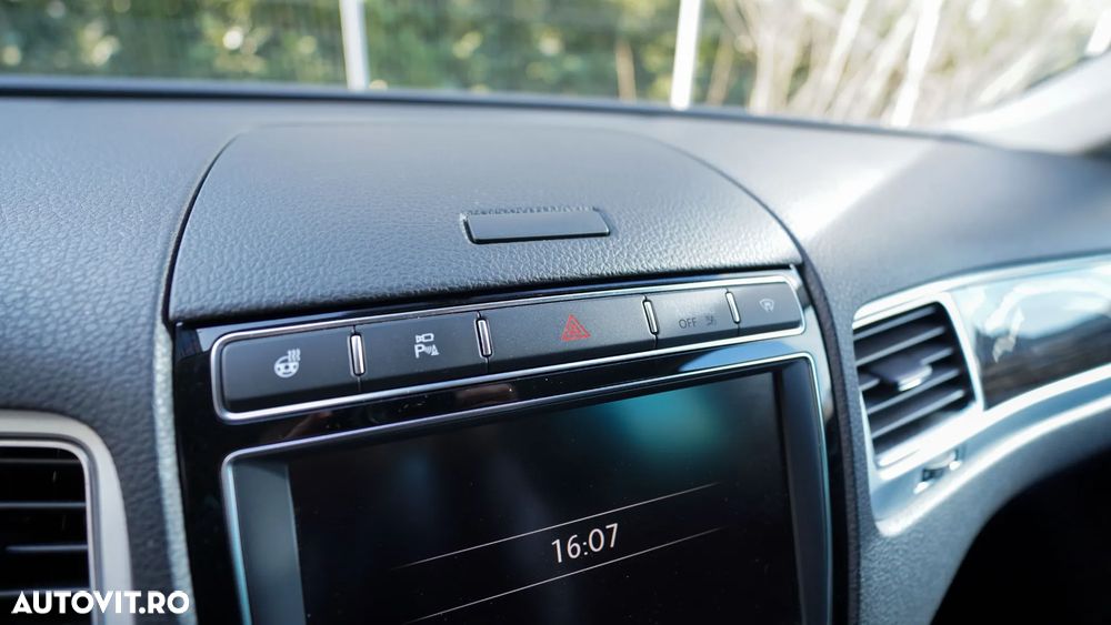 Volkswagen Touareg 3.0 V6 TDI BMT Terrain Tech - 26