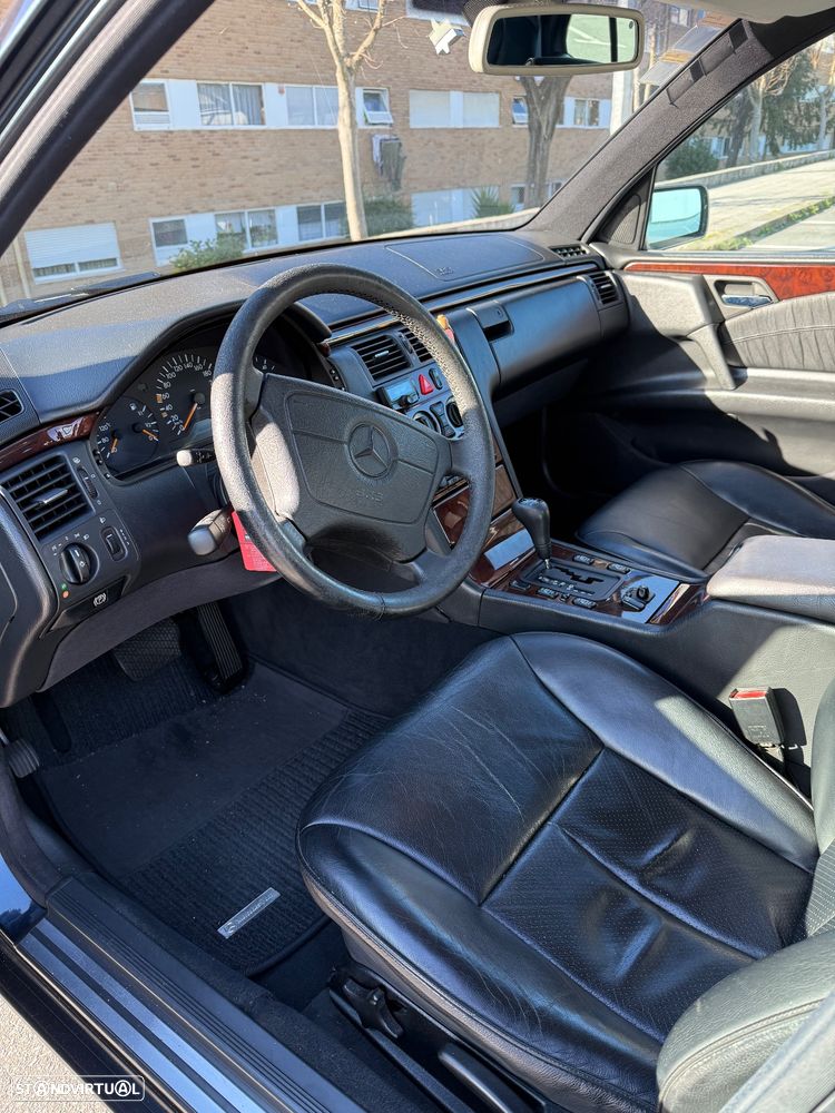 Mercedes-Benz E 300 - 7