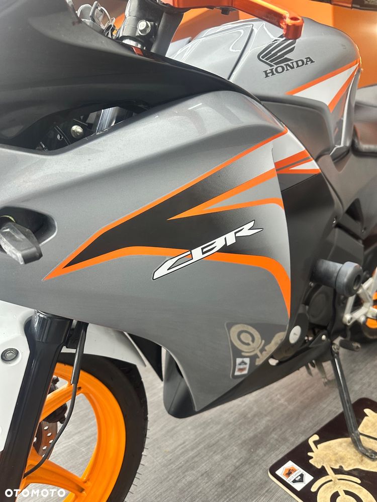 Honda CBR - 15