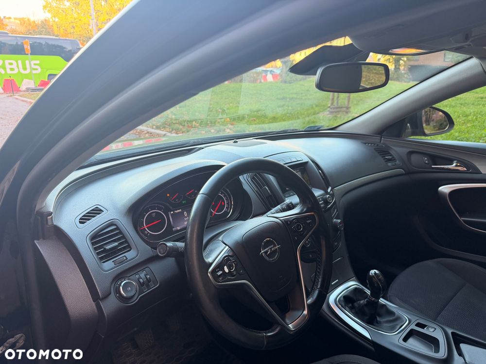 Opel Insignia - 12