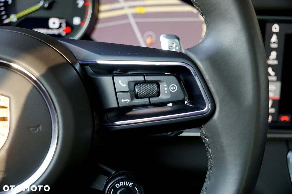 Porsche Panamera 4 E-Hybrid - 23