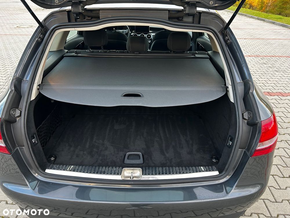 Mercedes-Benz Klasa C 200 (BlueTEC) d T 7G-TRONIC - 23