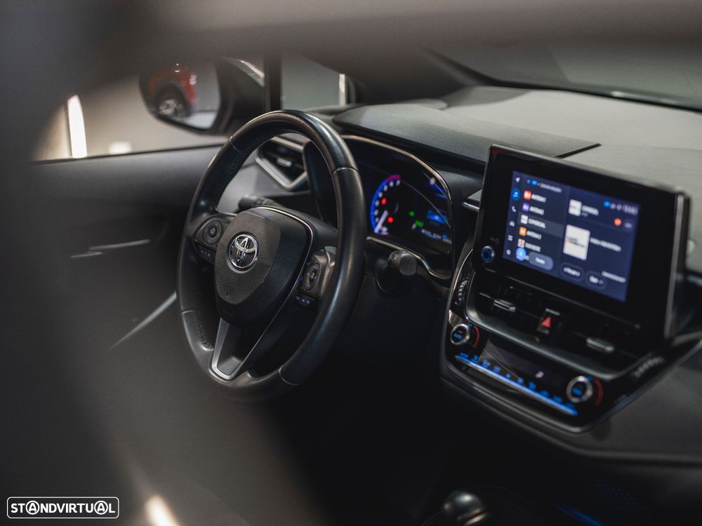 Toyota Corolla Touring Sports 1.8 Hybrid Comfort+P.Sport - 17