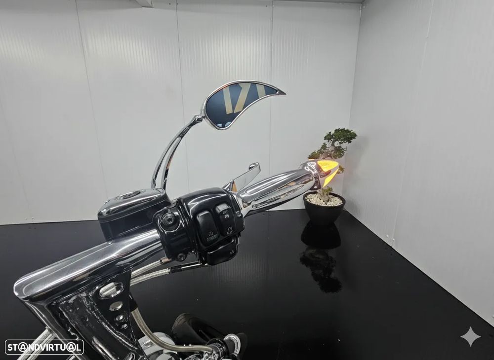 Harley-Davidson FLSTF ROCKER C - 10