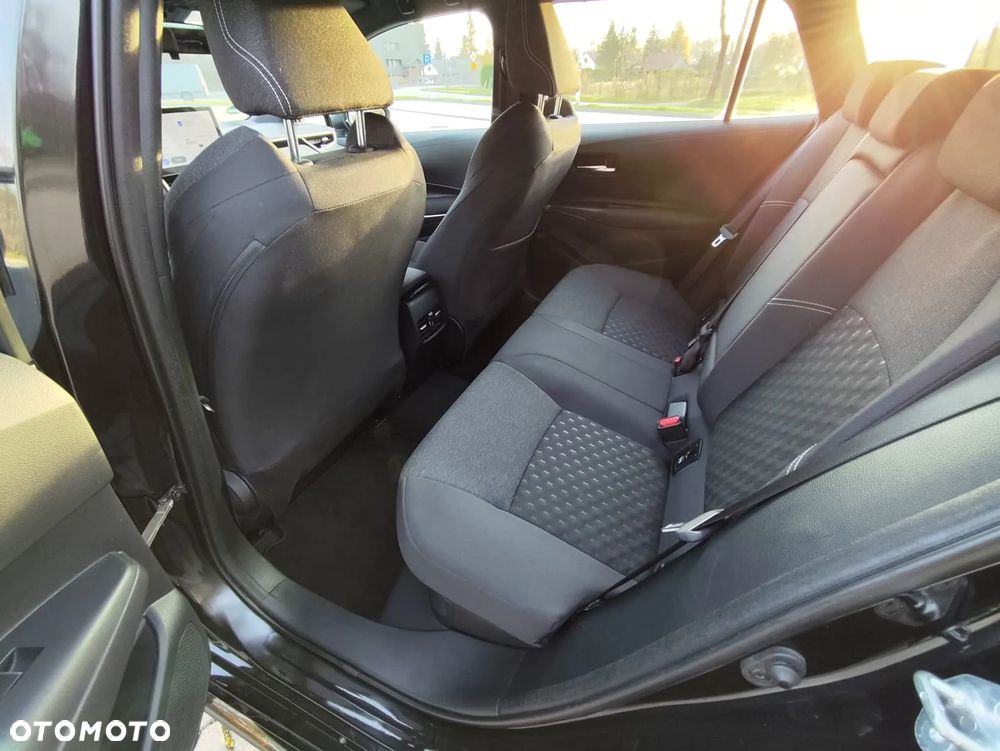 Toyota Corolla 1.8 Hybrid Comfort - 20