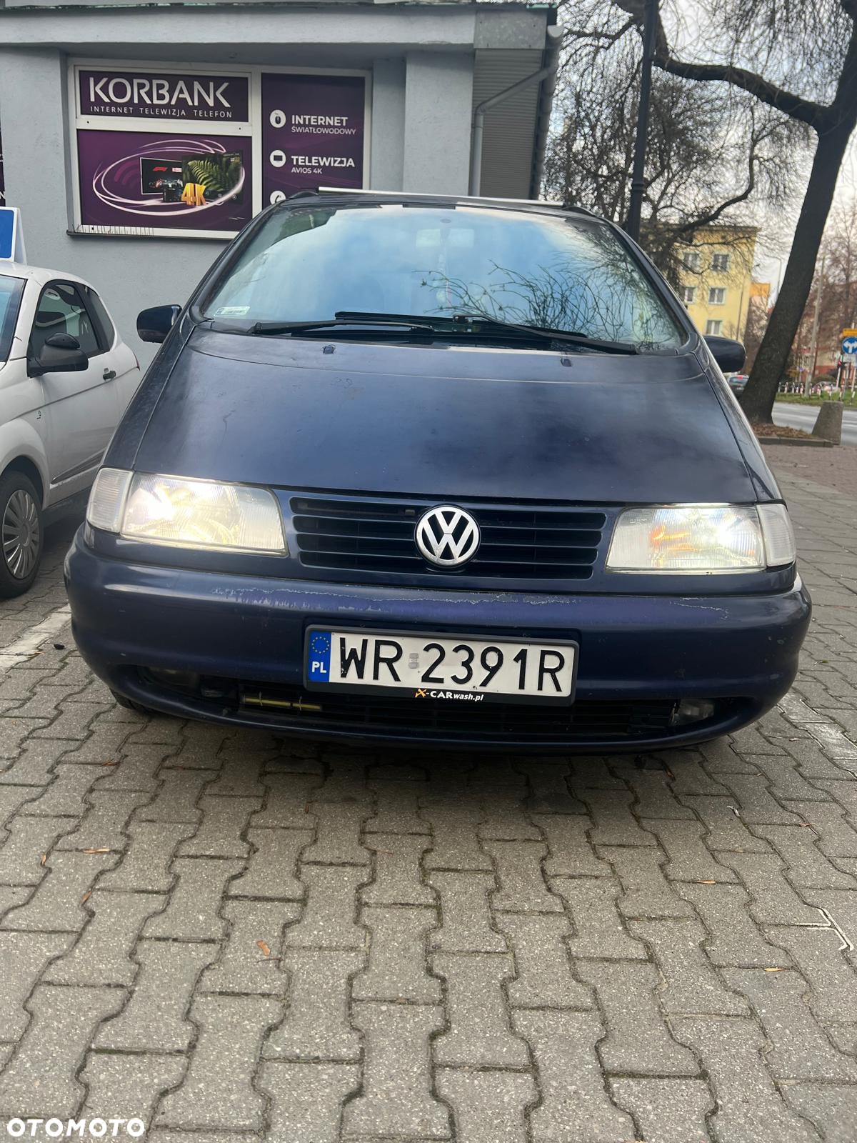 Volkswagen Sharan 1.9 TDI Comfortline - 8