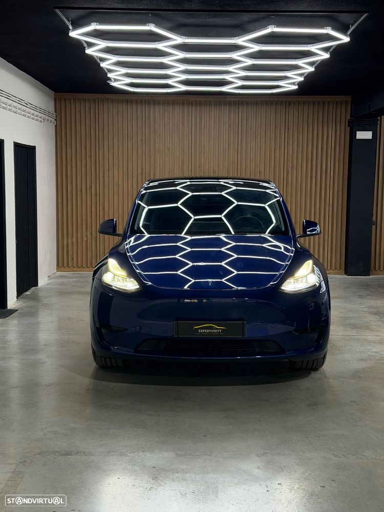 Tesla Model Y Standard - 2