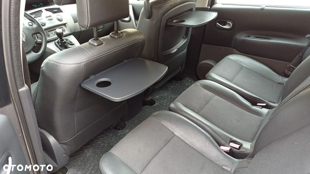 Renault Scenic - 15