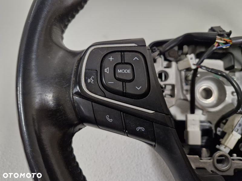 toyota avensis t27 lift t29 kierownica skóra multifunkcja - 3