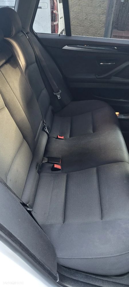 BMW Seria 5 530d xDrive - 11