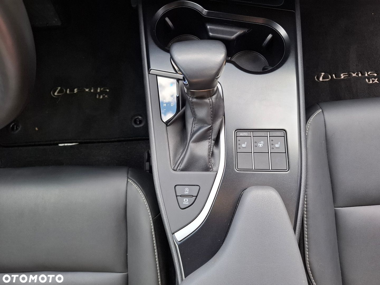 Lexus UX 200 GPF F Sport Design 2WD - 34