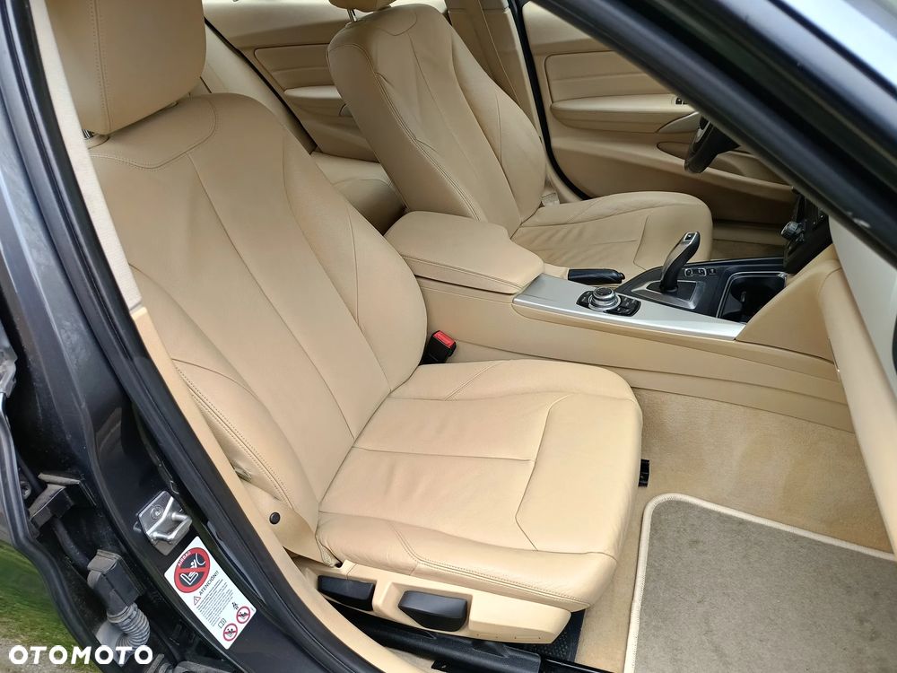 BMW Seria 3 320d DPF Edition Exclusive - 14