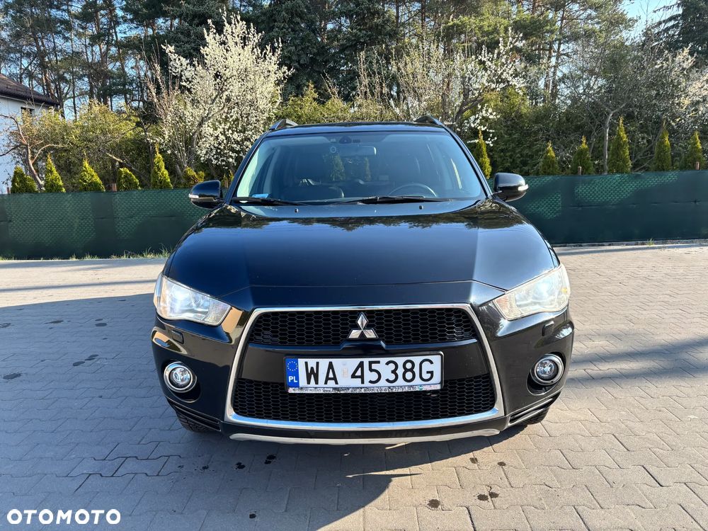 Mitsubishi Outlander 2.0 Intense + 2WD EU5 CVT - 2