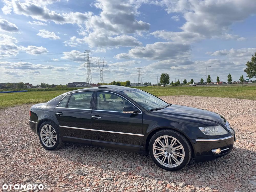 Volkswagen Phaeton - 5