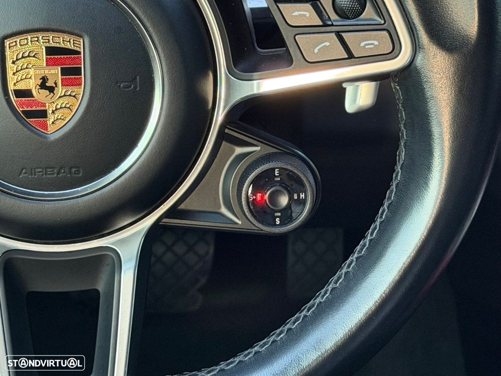 Porsche Cayenne Coupé E-Hybrid Tiptronic S - 40