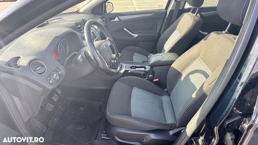 Ford Mondeo 2.0 TDCI Titanium - 14