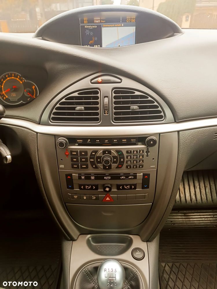 Citroën C5 Tourer HDi 135 FAP Business Class - 25