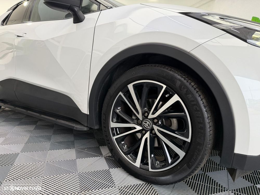 Toyota C-HR 1.8 Hybrid Square Collection - 37